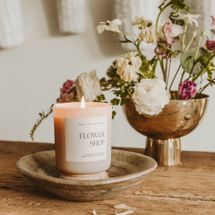 Sweet Water Decor Candle - Flower Shop